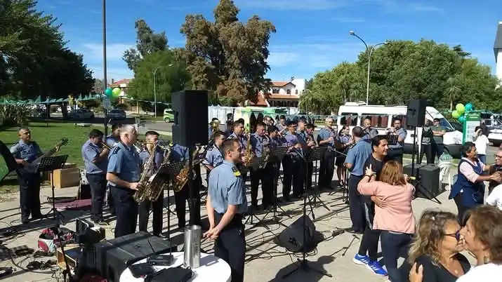 Acto Oficial & Banda